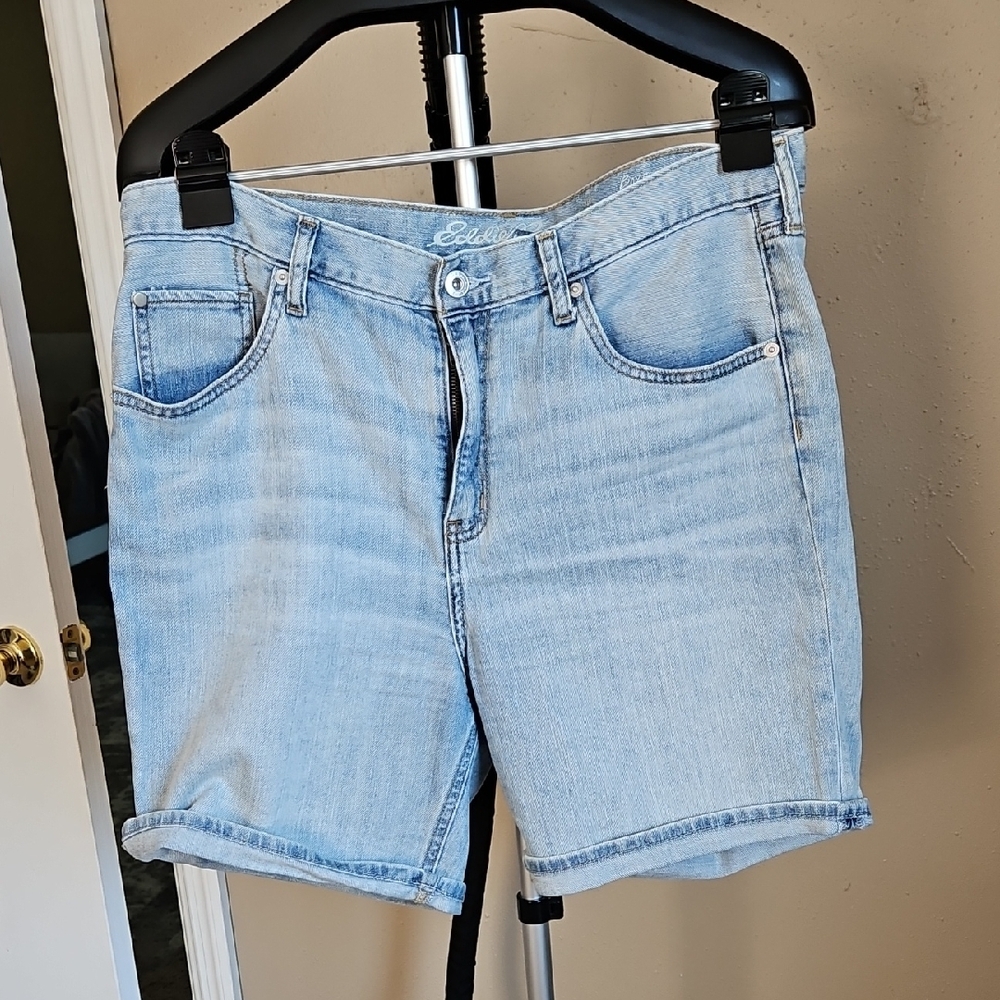 Eddie Bauer Blue Jean Shorts Light Wash Casual Fit